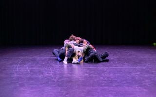 BLUE HOUR - Übers Ende der Zeit