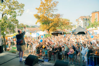 Wir heben ab in eine neue Glücklich-Welt